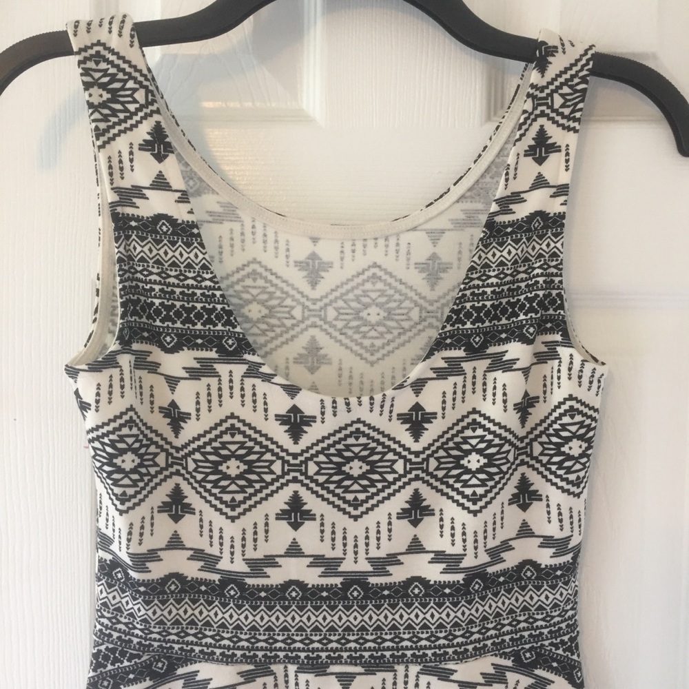 Patterned H&M Dress - Picture 3 of 5